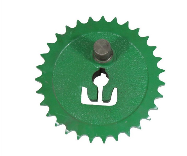 Z3547 - ENGRENAGEM FERRO FUNDIDO C/ EXC. AC. CAIXA PENEIRA - PLANTADEIRA -  JOHN DEERE: CQ02359 em Maringá